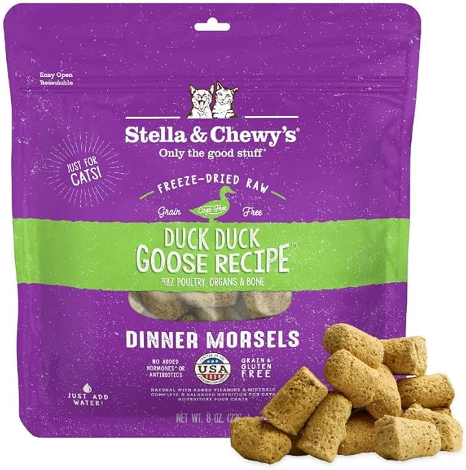 Stella & Chewy's Freeze-Dried Raw Cat Dinner Morsels - Premium Duck & Goose Recipe with 98% Cage-Free Poultry & Organs - Natural Grain-Free Cat & Kitten Food - Made in USA - 8 oz