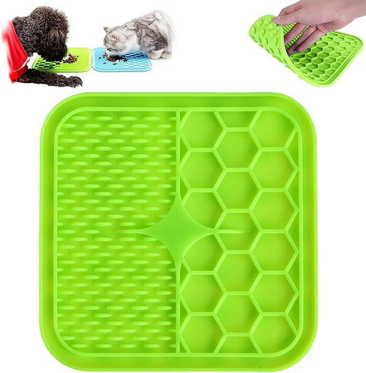 Lick Mat for Dogs, Dog Lick Mat with Suction Cups for Anxiety, Peanut Butter Dog Licking Mat Slow Feeder Dispensing Treater Lick Pad for Dogs Cats Grooming Bathing and Training (Small Green)
