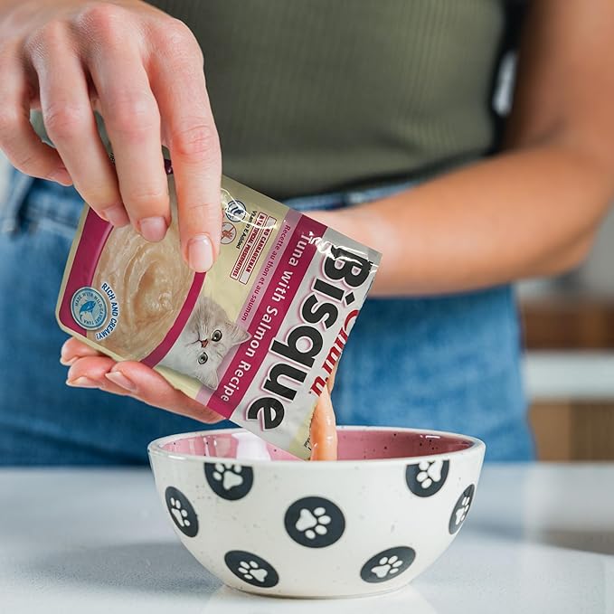 INABA Churu Bisque for Cats, Creamy Lickable Purée Side Dish with Vitamin E, 1.4 Ounces per Pouch, 12 Pouches, Tuna Recipe (Pack of 2)