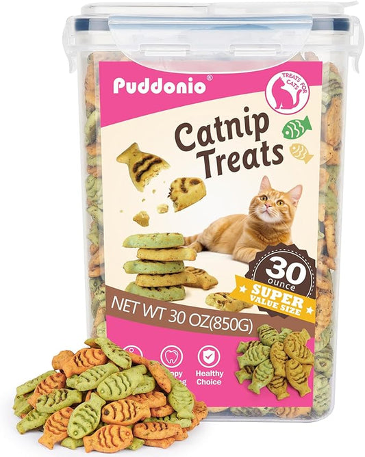 Catnip Cat Treats, Chicken and Salmon Flavor Snacks, Training Crunchy Fish Shape Adult Cat Biscuits, 30 oz